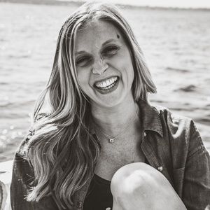 Meet your Posher, Joelle